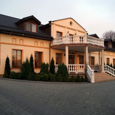 debowko-19th-century-manor-house