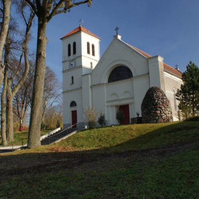 gaski-neoclassical-churc-of-st.-antoni-padewski