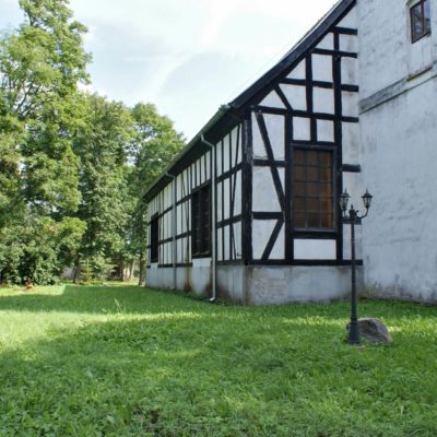 jerutki-18t-centruy-historical-church