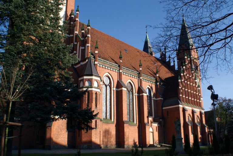 olsztyn-neo-gothic-church-of-the-sacred-heart-of-jesus
