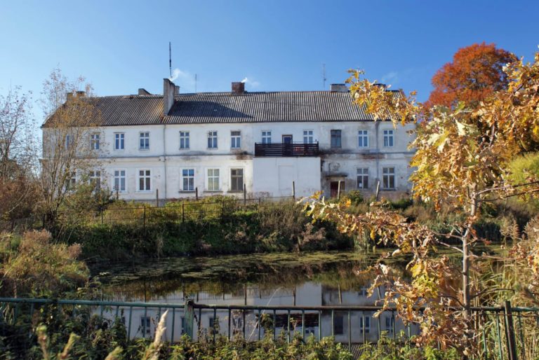 parcz-19th-century-manor-house