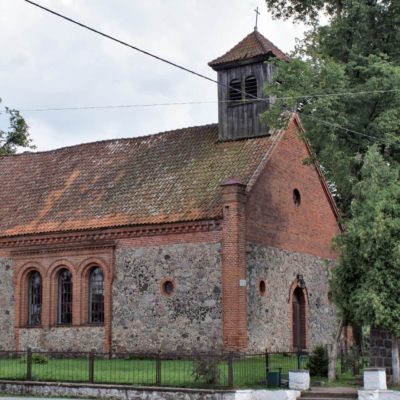 rybno 19th-century-fieldstone-church
