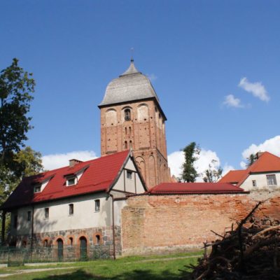 pasym-poznogotycki-kosciol-ewangelicko-augsburski